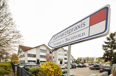 Wegweiser Zahnarzt Bechtold
